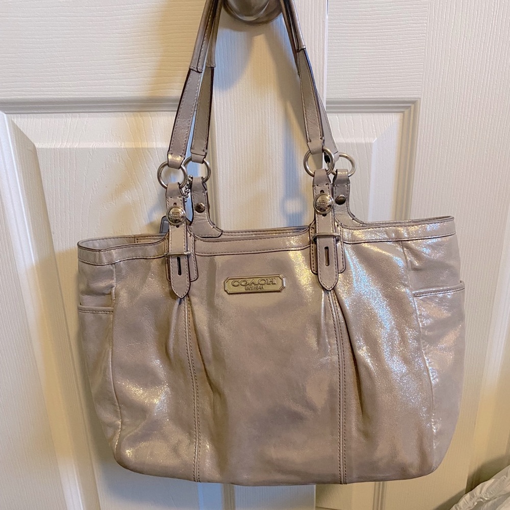 Super cute Coach bag